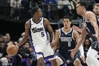 更影响到他 更影响到他