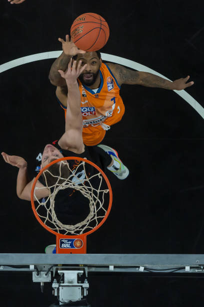 的战绩对比 的战绩对比