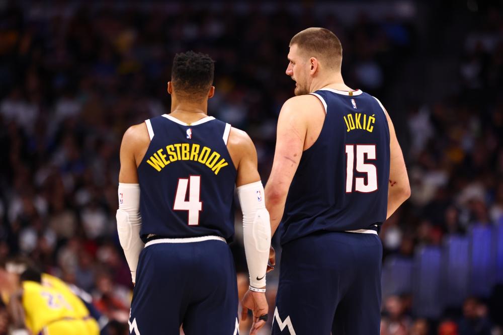 既表达了对 既表达了对